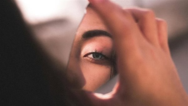 علامات الكبد المړيض 6 أعراض تظهر في العين